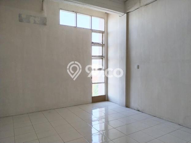 LOKASI SUPER STRATEGIS! Ruko di Medan Area, Luas 192m², Prospek Pengunjung LOKASI SUPER STRATEGIS! Ruko di Medan Area, Luas 192m², Prospek Pengunjung