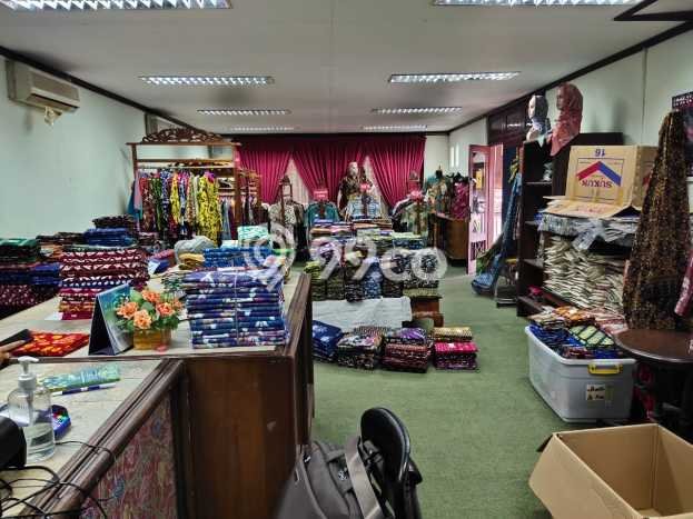 AREA TERSIBUK! Gudang di Bantul, Luas 900m², Potensi Tinggi AREA TERSIBUK! Gudang di Bantul, Luas 900m², Potensi Tinggi