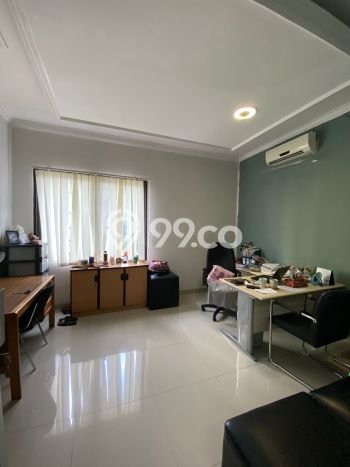 Ruko Dijual di Cilandak Jakarta Selatan dengan LB 240m2 Ruko Dijual di Cilandak Jakarta Selatan dengan LB 240m2