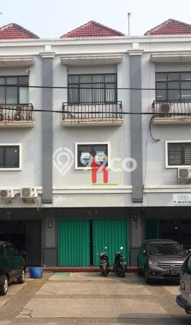 Unit Komersial Disewakan di Jakarta Utara Area Strategis Harga Kompetitif Unit Komersial Disewakan di Jakarta Utara Area Strategis Harga Kompetitif