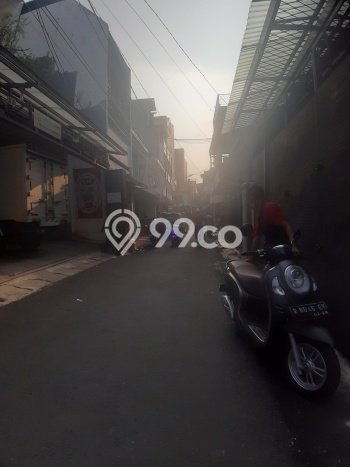 Ruko disewakan lokasi strategis Tambora Jakarta Barat 207m2 Ruko disewakan lokasi strategis Tambora Jakarta Barat 207m2