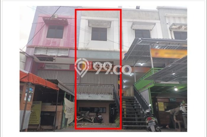 Ruko Dijual di Semarang LT 112m2 & LB 300m2 Lokasi Terbaik! Ruko Dijual di Semarang LT 112m2 & LB 300m2 Lokasi Terbaik!