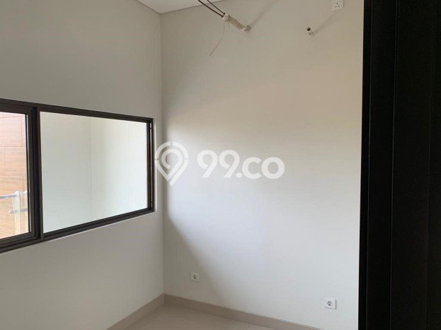 KAWASAN BISNIS! Ruko Kawasan Cakung, Luas 110m², Akses Utama KAWASAN BISNIS! Ruko Kawasan Cakung, Luas 110m², Akses Utama