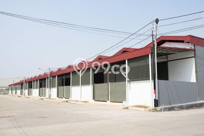 Gudang di Kosambi, Luas 160m², Pusat Komersial, Jalan Utama Gudang di Kosambi, Luas 160m², Pusat Komersial, Jalan Utama