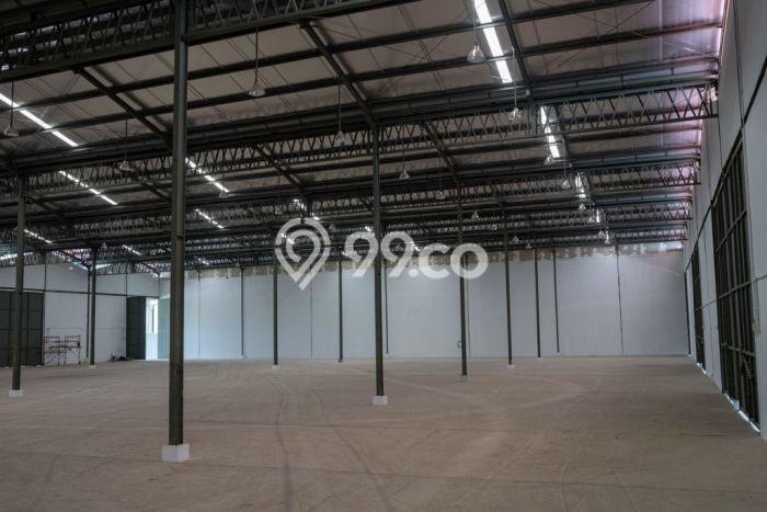 Gudang di Kosambi, Luas 160m², Pusat Komersial, Jalan Utama Gudang di Kosambi, Luas 160m², Pusat Komersial, Jalan Utama