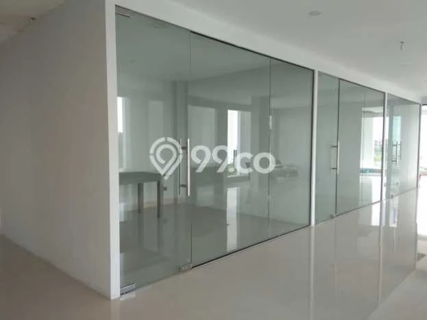 Ruko Disewa di Jakarta Utara dengan LB 600m2 Area Komersial Ramai Ruko Disewa di Jakarta Utara dengan LB 600m2 Area Komersial Ramai