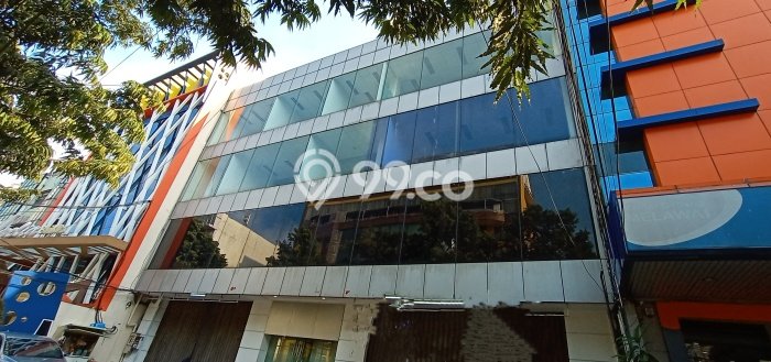 Unit Kantor disewakan di Kebayoran Baru Jakarta Selatan dengan LT 625m2 / LB 1400m2 Unit Kantor disewakan di Kebayoran Baru Jakarta Selatan dengan LT 625m2 / LB 1400m2