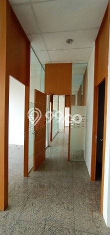 Unit Kantor disewakan di Kebayoran Baru Jakarta Selatan dengan LT 625m2 / LB 1400m2 Unit Kantor disewakan di Kebayoran Baru Jakarta Selatan dengan LT 625m2 / LB 1400m2