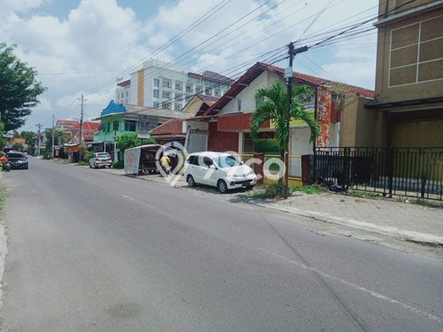 Unit Ruko Dijual di Mantrijeron Yogyakarta 350m2 Unit Ruko Dijual di Mantrijeron Yogyakarta 350m2