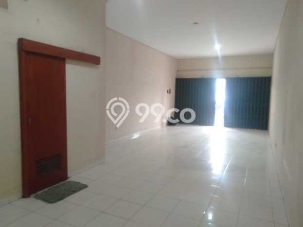 Lokasi Strategis! Dijual Ruko Bisnis di Cimahi Selatan, Cimahi Kondisi Bagus Lokasi Strategis! Dijual Ruko Bisnis di Cimahi Selatan, Cimahi Kondisi Bagus
