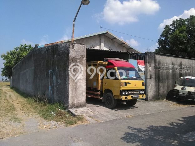 PRIME LOCATION! Gudang Kawasan Ngemplak, Luas 540m2m², Kawasan Komersial, Lokasi Strategis PRIME LOCATION! Gudang Kawasan Ngemplak, Luas 540m2m², Kawasan Komersial, Lokasi Strategis