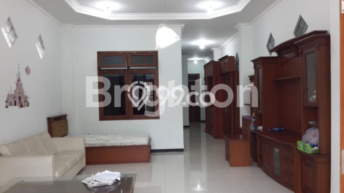 Ruko Bagus Dijual LB 360m2 Lokasi Strategis Madiun Area Cocok untuk Bisnis Ruko Bagus Dijual LB 360m2 Lokasi Strategis Madiun Area Cocok untuk Bisnis
