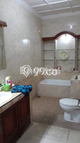 Ruko Bagus Dijual LB 360m2 Lokasi Strategis Madiun Area Cocok untuk Bisnis Ruko Bagus Dijual LB 360m2 Lokasi Strategis Madiun Area Cocok untuk Bisnis