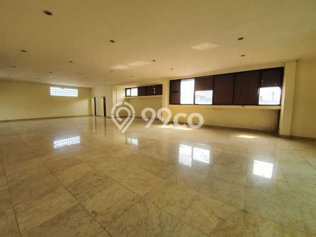 Unit Ruko Dijual di Lengkong Bandung Luas Bangunan 330m2 Unit Ruko Dijual di Lengkong Bandung Luas Bangunan 330m2