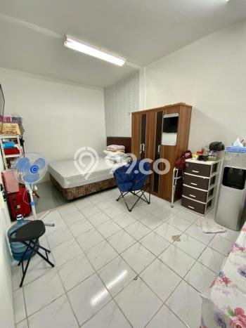 INVESTASI POTENSIAL! Ruko di , Luas 200m2m², Kawasan Komersial INVESTASI POTENSIAL! Ruko di , Luas 200m2m², Kawasan Komersial