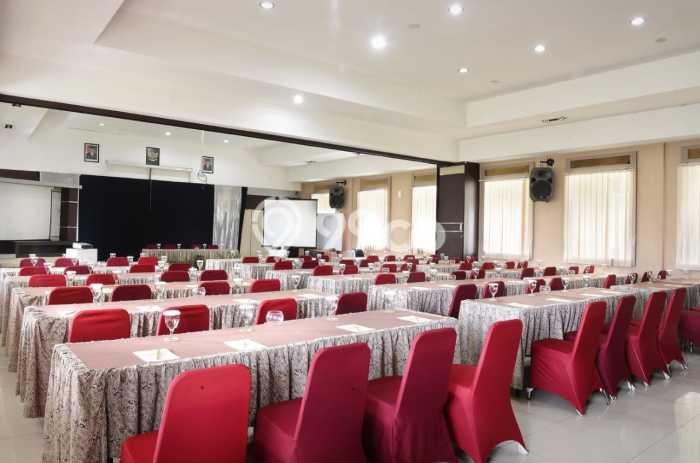 Komersial Dijual di Lembang LT 9400m2, LB 3000m2 untuk Investasi Komersial Dijual di Lembang LT 9400m2, LB 3000m2 untuk Investasi