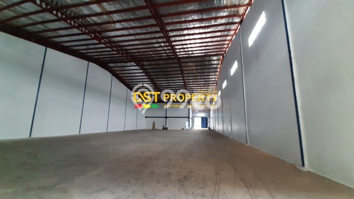 FOR RENT! Gudang di Batam Centre Cocok untuk Bisnis 1300m2 FOR RENT! Gudang di Batam Centre Cocok untuk Bisnis 1300m2
