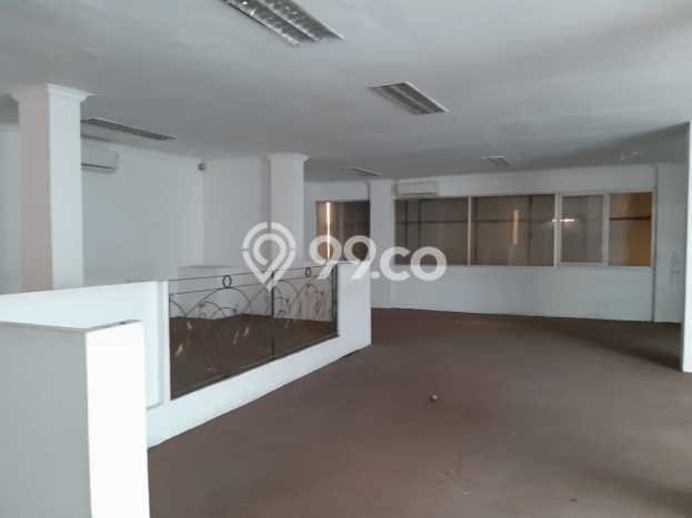 Komersial di Hasyim Ashari, Luas 1500m², Lokasi Premium Komersial di Hasyim Ashari, Luas 1500m², Lokasi Premium