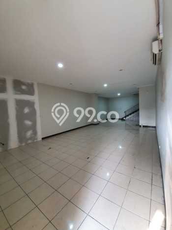 KAWASAN PREMIUM! Ruko Kawasan Regol, Luas 180m², Area Komersial KAWASAN PREMIUM! Ruko Kawasan Regol, Luas 180m², Area Komersial