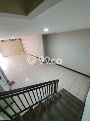 KAWASAN PREMIUM! Ruko Kawasan Regol, Luas 180m², Area Komersial KAWASAN PREMIUM! Ruko Kawasan Regol, Luas 180m², Area Komersial