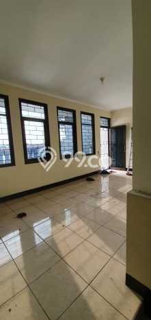 KAWASAN PREMIUM! Ruko Kawasan Regol, Luas 180m², Area Komersial KAWASAN PREMIUM! Ruko Kawasan Regol, Luas 180m², Area Komersial
