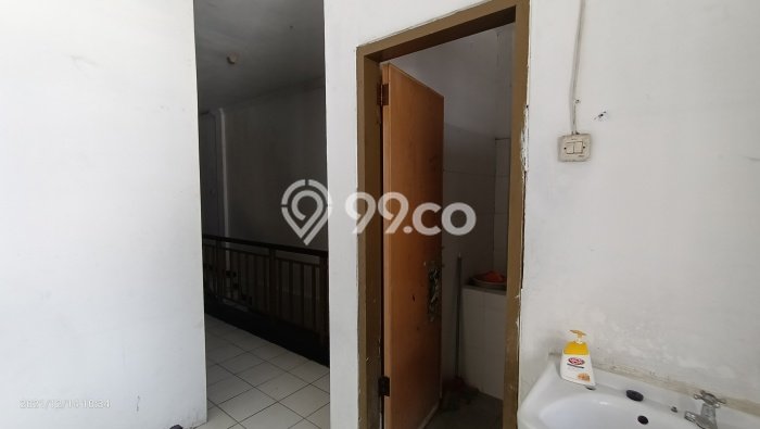 Disewakan Ruko di Kawasan Ramai Mulyosari Luas 250m2 Disewakan Ruko di Kawasan Ramai Mulyosari Luas 250m2