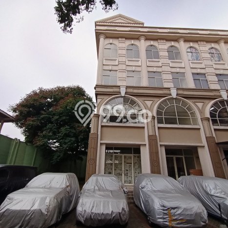 Kantor Dijual Lokasi Emas di Cipondoh Luas 236m2 Kantor Dijual Lokasi Emas di Cipondoh Luas 236m2