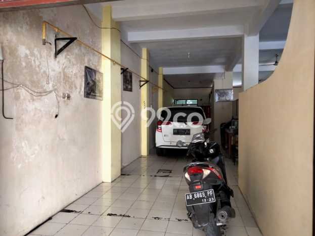 Untuk Dijual Ruko di Banguntapan Bantul LT 204m2 / LB 180m2 Untuk Dijual Ruko di Banguntapan Bantul LT 204m2 / LB 180m2