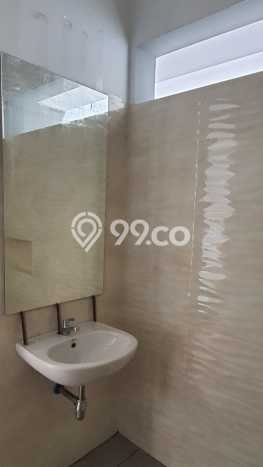 Ruko Dijual di Surabaya LT 110m2 & LB 140m2 Lokasi Terbaik! Ruko Dijual di Surabaya LT 110m2 & LB 140m2 Lokasi Terbaik!