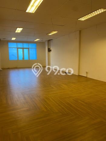 Untuk Dijual! Ruko di Senayan Jakarta Selatan LT 75m2 / LB 300m2 Kawasan Bisnis Untuk Dijual! Ruko di Senayan Jakarta Selatan LT 75m2 / LB 300m2 Kawasan Bisnis