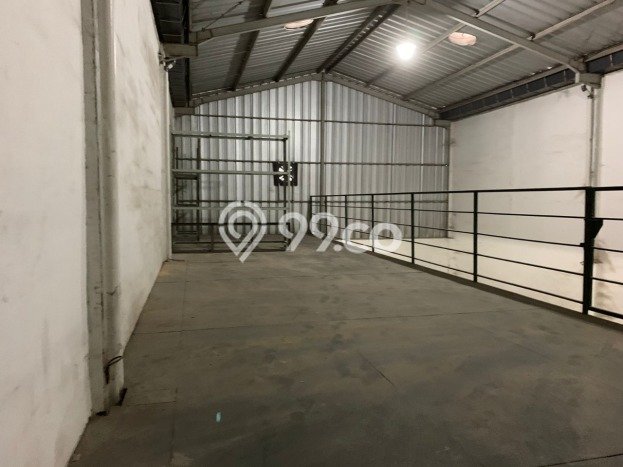 Gudang Bagus Dijual LB 162m2 Lokasi Strategis Tangerang Area Cocok untuk Berbisnis Gudang Bagus Dijual LB 162m2 Lokasi Strategis Tangerang Area Cocok untuk Berbisnis