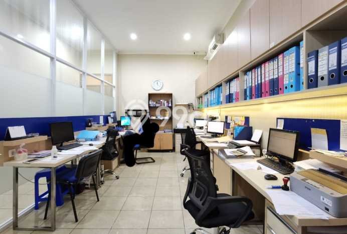 PRIME LOCATION! Ruko Kawasan Kelapa Dua, Luas 202m², Area Bisnis, Posisi Strategis PRIME LOCATION! Ruko Kawasan Kelapa Dua, Luas 202m², Area Bisnis, Posisi Strategis