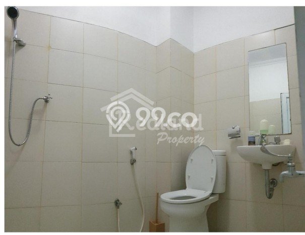 Unit Ruko Dijual di Semarang LT 299m2 & LB 989m2 Unit Ruko Dijual di Semarang LT 299m2 & LB 989m2