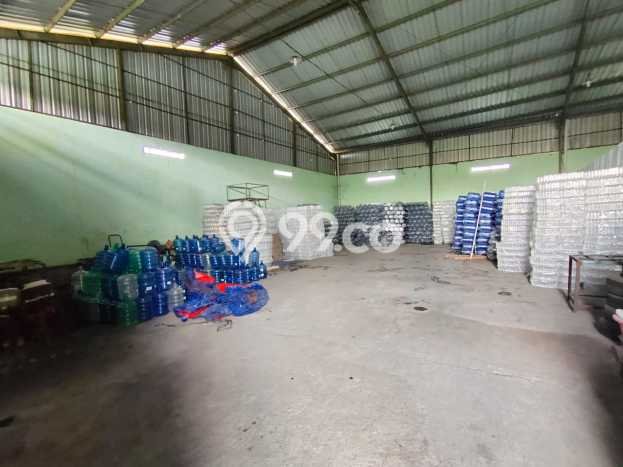 AREA BERKEMBANG! Gudang For Rent Kawasan mojosongo, Luas 700m², Ready Bisnis AREA BERKEMBANG! Gudang For Rent Kawasan mojosongo, Luas 700m², Ready Bisnis