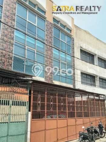 Ruko Dijual di Prime Area Jakarta Pusat Luas 360m2 Ruko Dijual di Prime Area Jakarta Pusat Luas 360m2