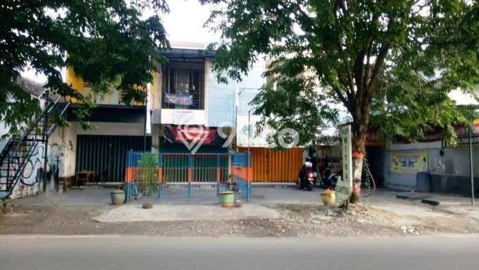 Ruko Premium Kawasan Mojokerto, Luas 140m², Posisi Mainroad Ruko Premium Kawasan Mojokerto, Luas 140m², Posisi Mainroad