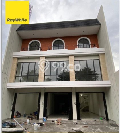 Ruko Dijual di Prime Area Surabaya Luas 240m2 Ruko Dijual di Prime Area Surabaya Luas 240m2