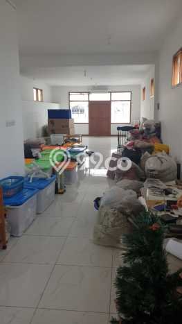 Ruko Lokasi Premium Kawasan Andir, Luas 400m², Mainroad Ruko Lokasi Premium Kawasan Andir, Luas 400m², Mainroad