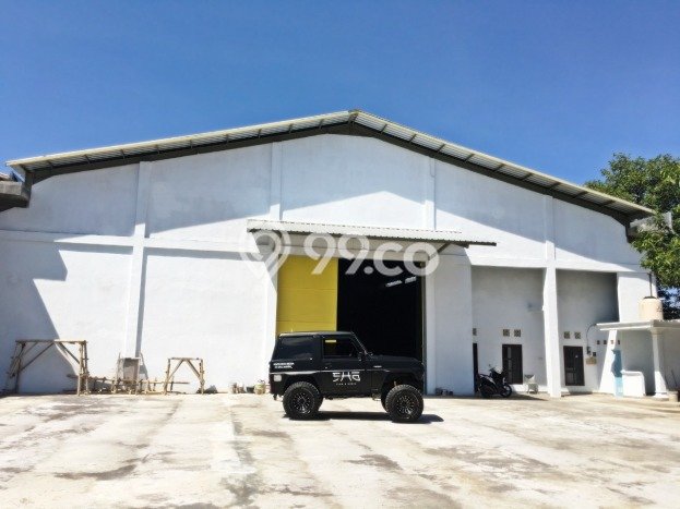 Unit Gudang Tersedia di Ubung Kaja Spesifikasi LB 1050m2 Unit Gudang Tersedia di Ubung Kaja Spesifikasi LB 1050m2