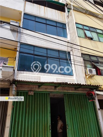 Untuk Dijual! Ruko di Jelambar Jakarta Barat LT 52m2 / LB 152m2 Kawasan Bisnis Untuk Dijual! Ruko di Jelambar Jakarta Barat LT 52m2 / LB 152m2 Kawasan Bisnis