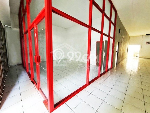 SENTRA BISNIS! Ruko di Semarang Barat, Luas 250m², Lokasi Premium SENTRA BISNIS! Ruko di Semarang Barat, Luas 250m², Lokasi Premium