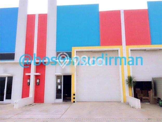 SEWA TERBAIK! Gudang Kawasan Cakung, Luas 216m², Area Strategis SEWA TERBAIK! Gudang Kawasan Cakung, Luas 216m², Area Strategis