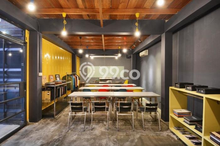 Gudang Strategis Kawasan Cakung, Luas 584m², Lokasi Berkembang Gudang Strategis Kawasan Cakung, Luas 584m², Lokasi Berkembang