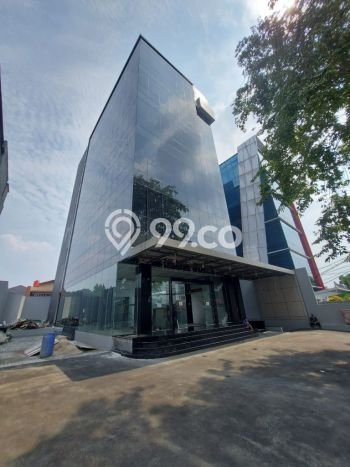 Kantor Dijual di Prime Area Jakarta Selatan Luas 2070m2 Kantor Dijual di Prime Area Jakarta Selatan Luas 2070m2