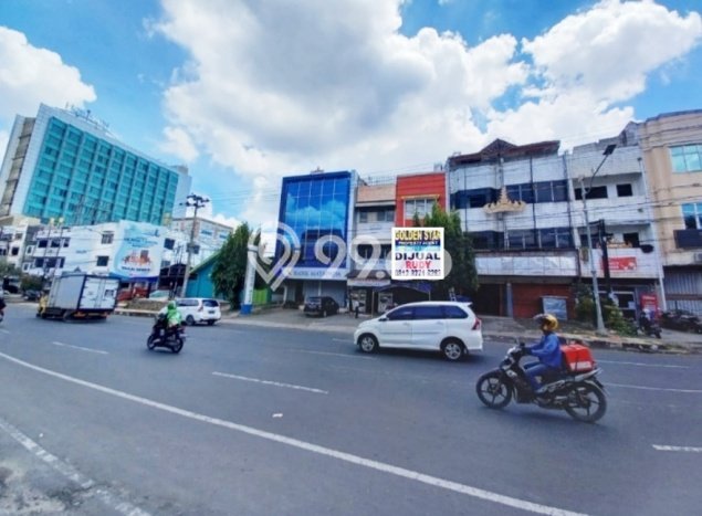 Ruko For Sale di Kawasan Tanjung Karang Pusat, Bandar Lampung Harga Kompetitif Ruko For Sale di Kawasan Tanjung Karang Pusat, Bandar Lampung Harga Kompetitif