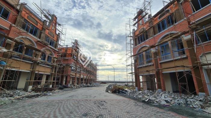 Dijual! Ruko di Pantai Indah Kapuk Jakarta Utara LT 67m2 / LB 0m2 Kawasan Bisnis Dijual! Ruko di Pantai Indah Kapuk Jakarta Utara LT 67m2 / LB 0m2 Kawasan Bisnis