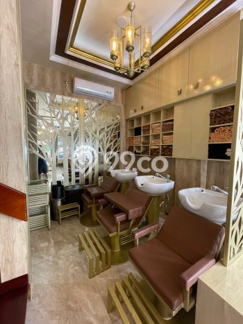 LOKASI PREMIUM! Ruko di BSD, Luas 180m², Mainroad, Kawasan Komersial LOKASI PREMIUM! Ruko di BSD, Luas 180m², Mainroad, Kawasan Komersial