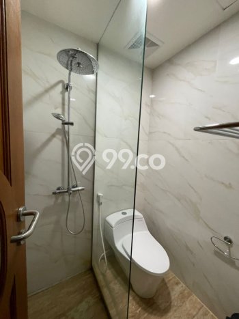 LOKASI PREMIUM! Ruko di BSD, Luas 180m², Mainroad, Kawasan Komersial LOKASI PREMIUM! Ruko di BSD, Luas 180m², Mainroad, Kawasan Komersial