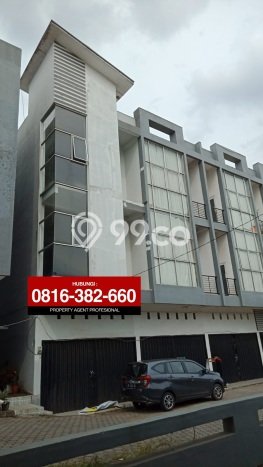 Area Ramai! Ruko Dijual di Kemuning untuk Bisnis Luas Bangunan 202m2 Area Ramai! Ruko Dijual di Kemuning untuk Bisnis Luas Bangunan 202m2