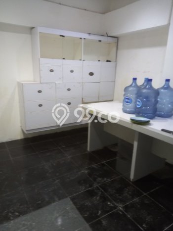 Unit Komersial Disewakan di Jakarta Barat Area Strategis Harga Kompetitif Unit Komersial Disewakan di Jakarta Barat Area Strategis Harga Kompetitif